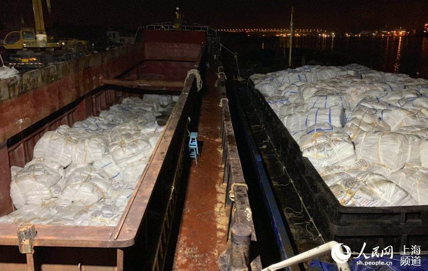 1560840488821202.jpg 06eebfd758af492d83b8775508fafbd6.jpg